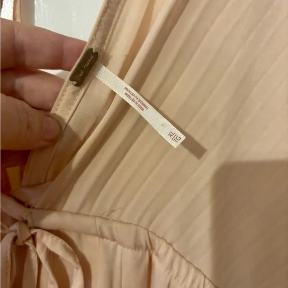 Women’s Free People Arzel Baloon Sleeve Blush Long Sleeve Mini Dress - Picture 6 of 8